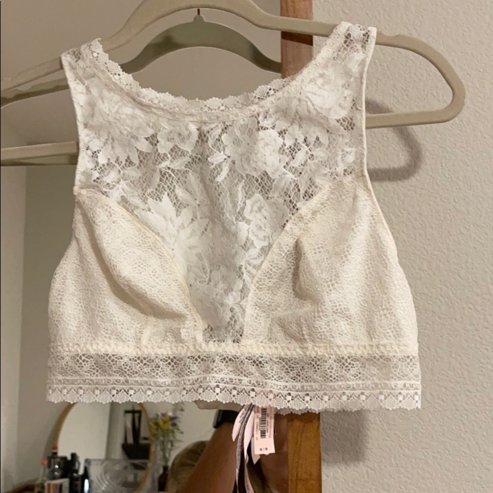 Victoria Secret White Lace Bralette NWT